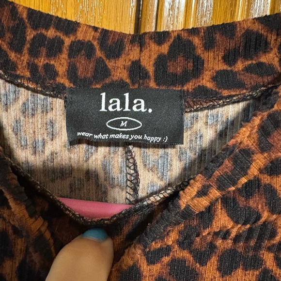 LALA Leopard Print Dress - Picture 3 of 6